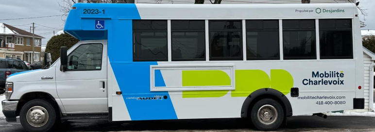 BUS BLEU 1